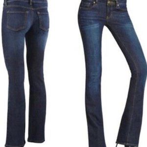 CAbi Women's 8 Med Wash Jeans Med Rise Flare #967R